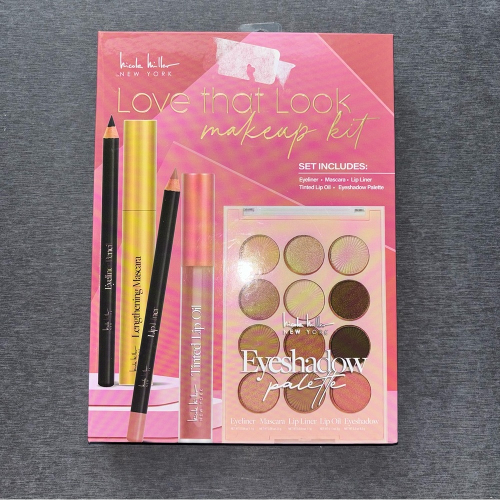 Nicole Miller Love That Look Makeup eye Kit